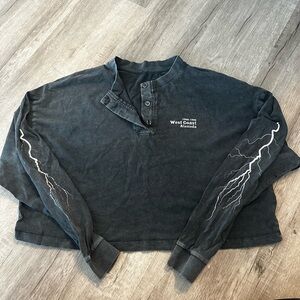 Urban Outfitters long sleeve graphic tee size S